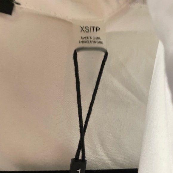 Tahiri sleeveless button down - Picture 3 of 5